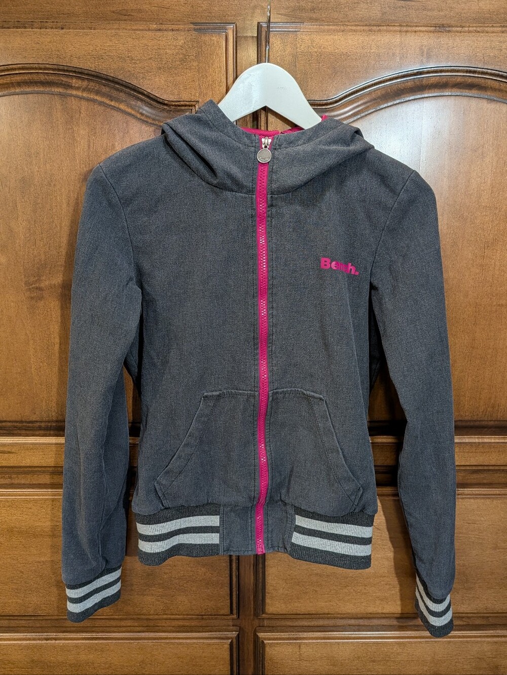 Bench Bomber Jacket Hooded Grey And Pink Small